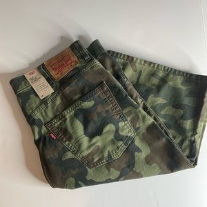 Men 569 Levi’s camouflage size 38